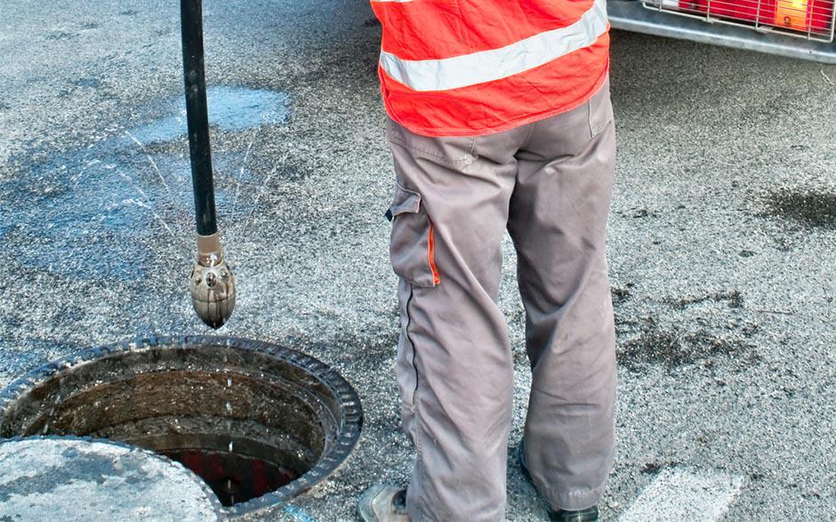 tarif plombier débouchage canalisation Gonesse